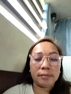 asianwet4u online show from September 13, 8:22 am