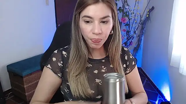 ms sofia x online show from March 14, 6:20 pm