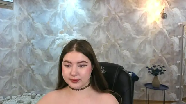 NicoleFoxery online show from February 25, 6:50 pm