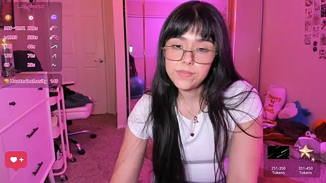 Evie-Luna online show from April 17, 4:14 am