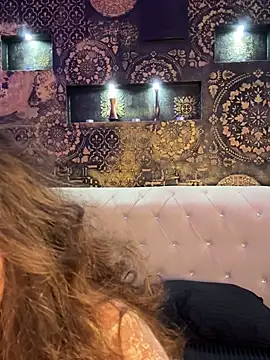 Marilyn La Rose online show from March 4, 9:32 pm