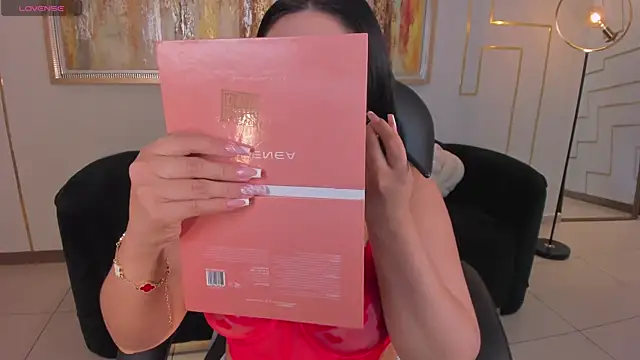 MiaRoberts1 online show from March 13, 9:16 pm