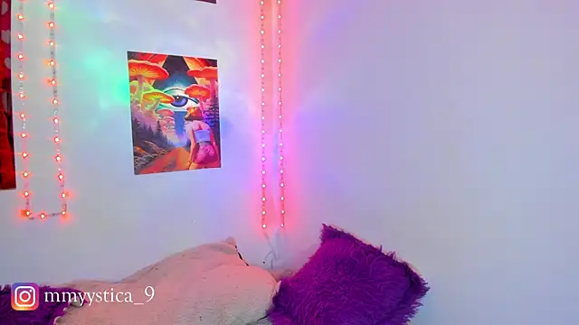 Rainnbow  online show from September 24, 7:29 am