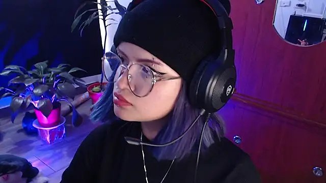 Raventh  online show from February 8, 10:34 pm