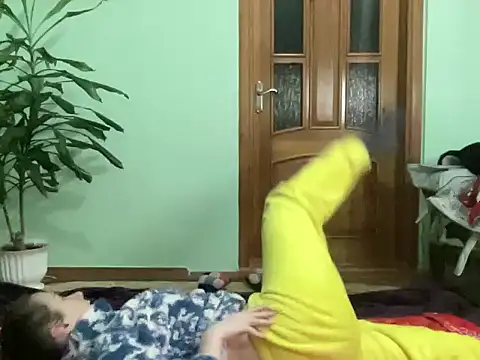 AngelTough20 online show from February 12, 12:01 am