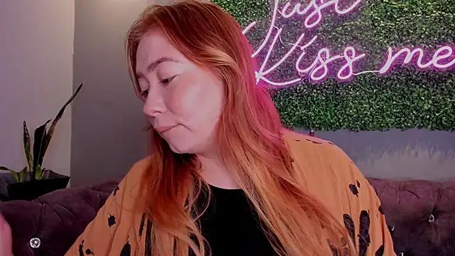 hannamartinn online show from October 22, 3:39 pm