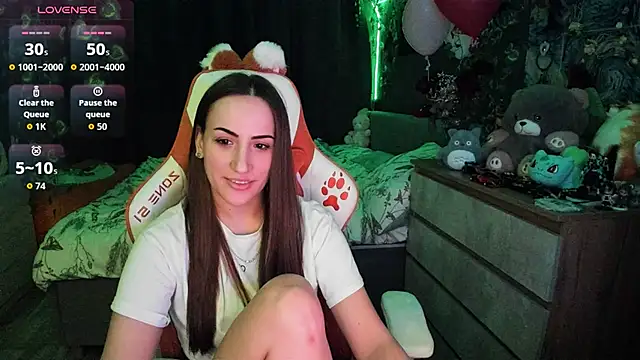 Selbi Paine online show from February 19, 7:35 pm