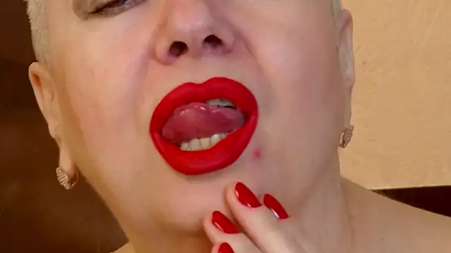 LadyPosh online show from October 8, 9:08 pm