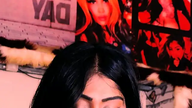 indian dreamgirl online show from October 8, 11:25 am