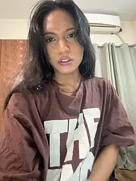 DarlingJenny22 online show from May 13, 3:29 pm