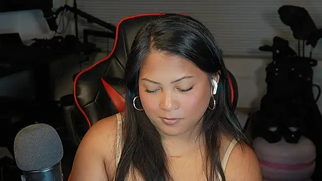 Bubbleliyah online show from April 21, 12:25 am