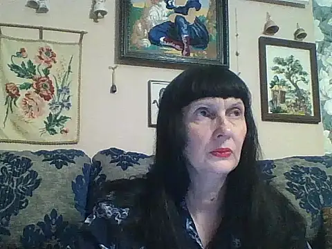 MelanyBanks online show from April 17, 8:05 am