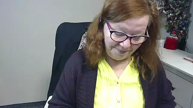 Adelewildx online show from January 19, 4:52 am