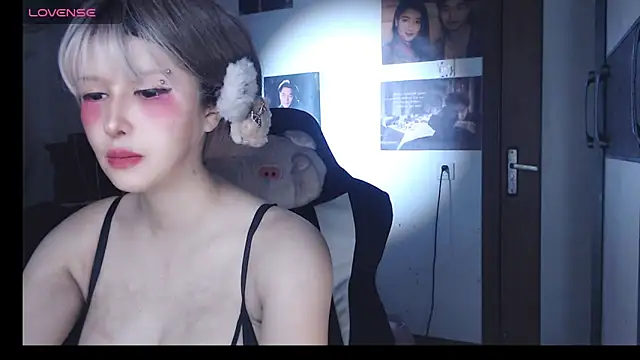 candy cola online show from November 1, 4:11 pm