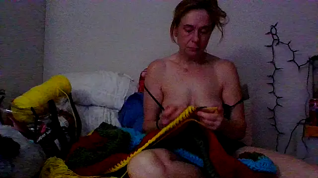 tmmcmannus online show from April 24, 6:38 am