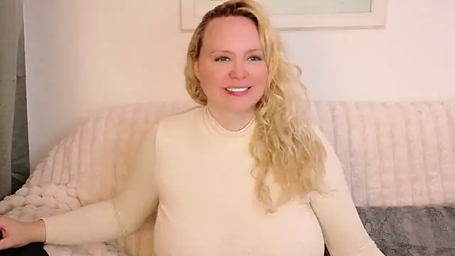 Sarah4you online show from December 2, 10:12 pm