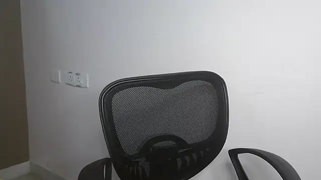 Dhiyapink online show from October 23, 3:56 am