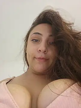 VickyHoult online show from May 30, 11:22 pm