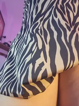 VickyHoult online show from April 13, 10:32 pm