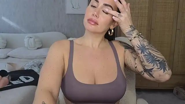 LibbyLoveHeartx online show from November 18, 12:28 pm