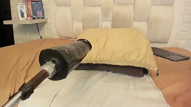 Ada Porter online show from April 18, 1:57 pm