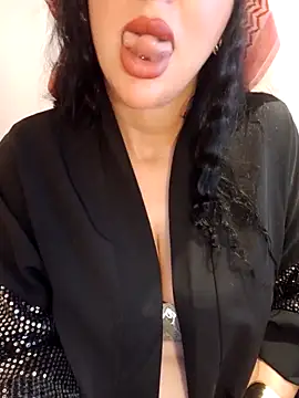 Snapshot of Queen_sousou chatting on October 23, 10:49 pm Queen sousou online show from October 23, 10:49 pm