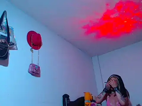 MARIANAWEED online show from November 14, 3:50 am