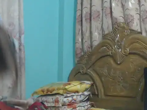 NancyRuvi online show from November 27, 5:27 pm