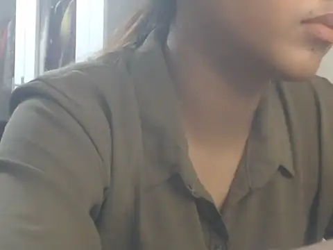 NancyRuvi online show from July 26, 4:37 pm