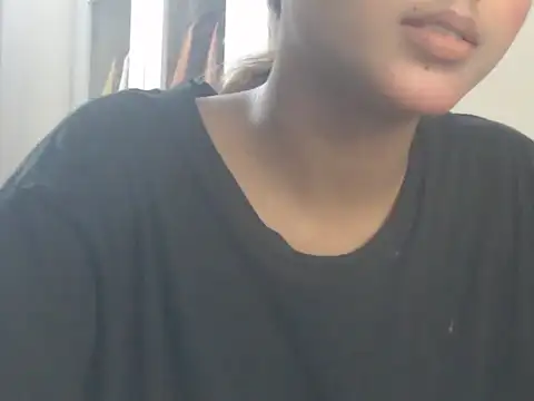 NancyRuvi online show from June 14, 3:34 pm
