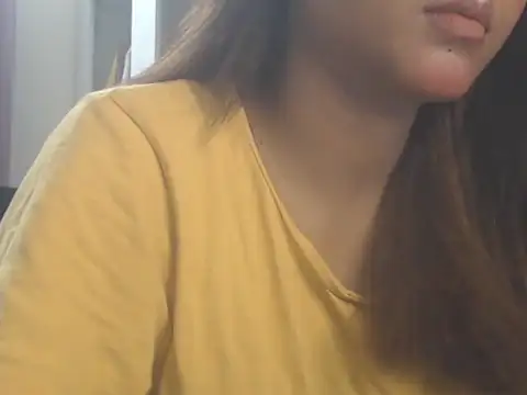NancyRuvi online show from June 27, 5:08 pm