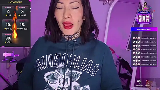 Natasha boobs latina online show from July 31, 6:03 am