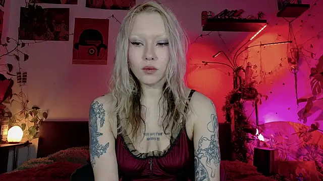 olivecum online show from December 22, 8:39 am