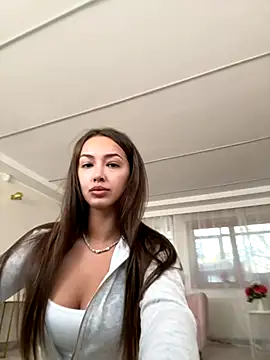 TiffanyHouston  online show from October 31, 7:12 am