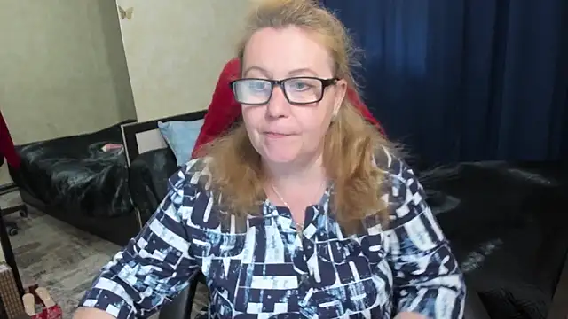 Frau Marta online show from April 17, 1:02 pm