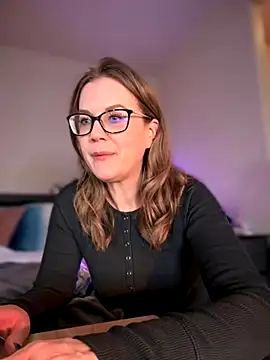 MaiseKnox online show from October 7, 10:14 pm