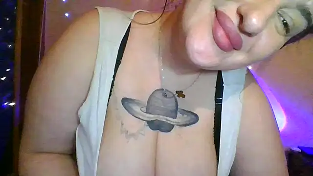 Mandy Belcher online show from March 28, 6:07 pm