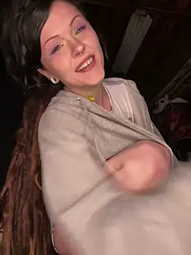 BlaizeyBBy online show from February 19, 1:38 am