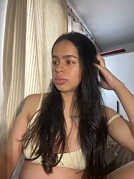 Snapshot of xlovelygirlx chatting on September 24, 6:18 pm xlovelygirlx online show from September 24, 6:18 pm