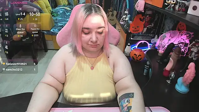 Softie Sofy online show from October 25, 3:47 am