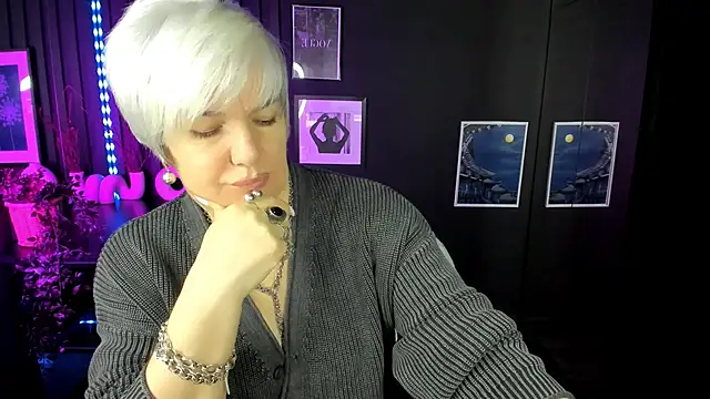 CarmenSoft online show from December 19, 8:34 pm