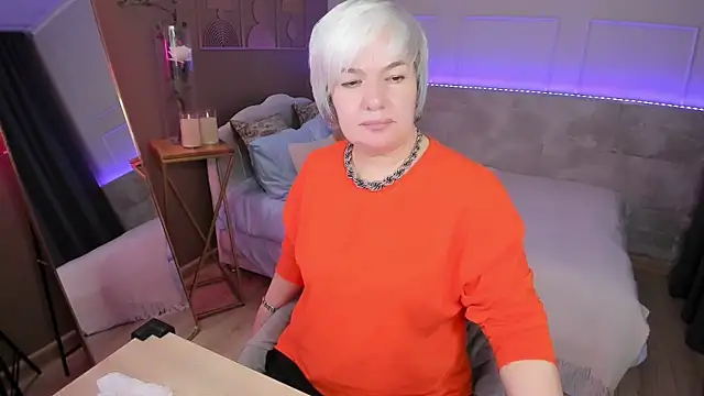 CarmenSoft online show from May 15, 9:06 pm
