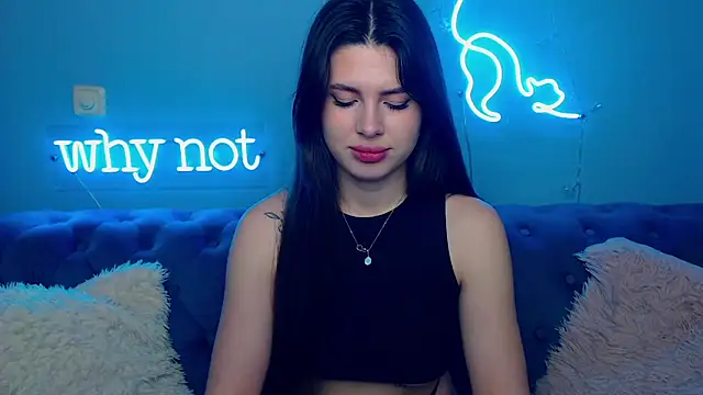 ViollinaLove online show from March 6, 5:46 am