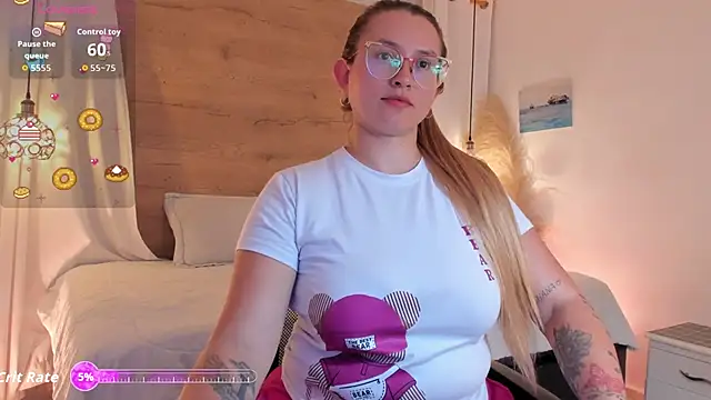 halaaa 1 online show from October 21, 7:07 pm