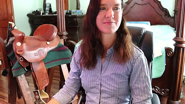 thornburyrose online show from December 1, 7:38 pm