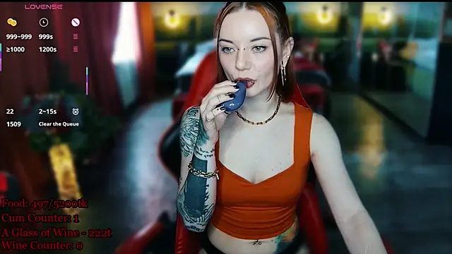 MaxPhoenixx online show from April 11, 7:45 am