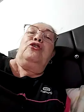 Vicky Rosse online show from September 29, 10:04 pm