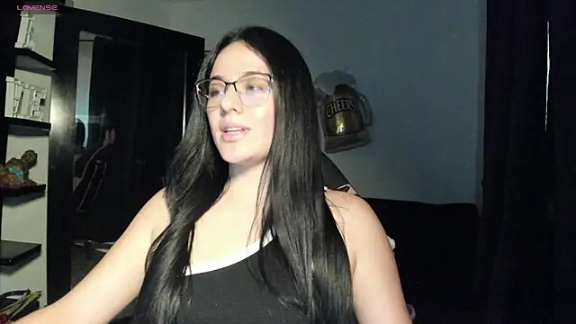 NoahWilliams  online show from January 13, 7:40 pm