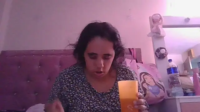 annarose19 online show from April 18, 7:58 pm