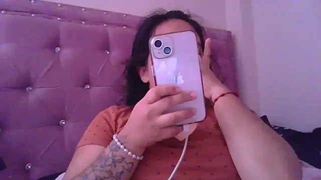 annarose19 online show from January 10, 5:06 pm